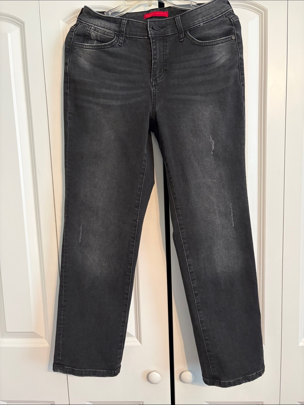 Jennifer Lopez Black Sculpted Capri Jeans